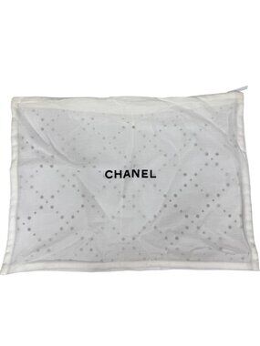 Authentic Chanel Cotton Dust Bag Zipper Garment Bag White 12x9 New Purse Clutch